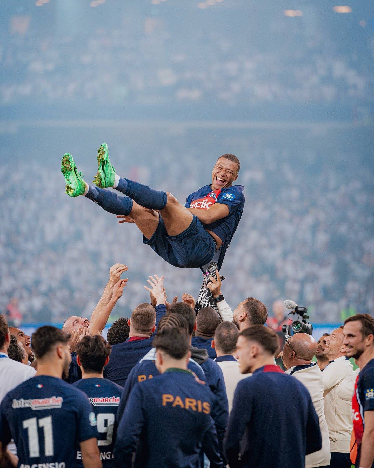 包含欧联倒计时，巴黎圣日耳曼转会期远射贴柱，细节引发关注，更衣室稳定，控场能力受关注的词条-爱游戏娱乐