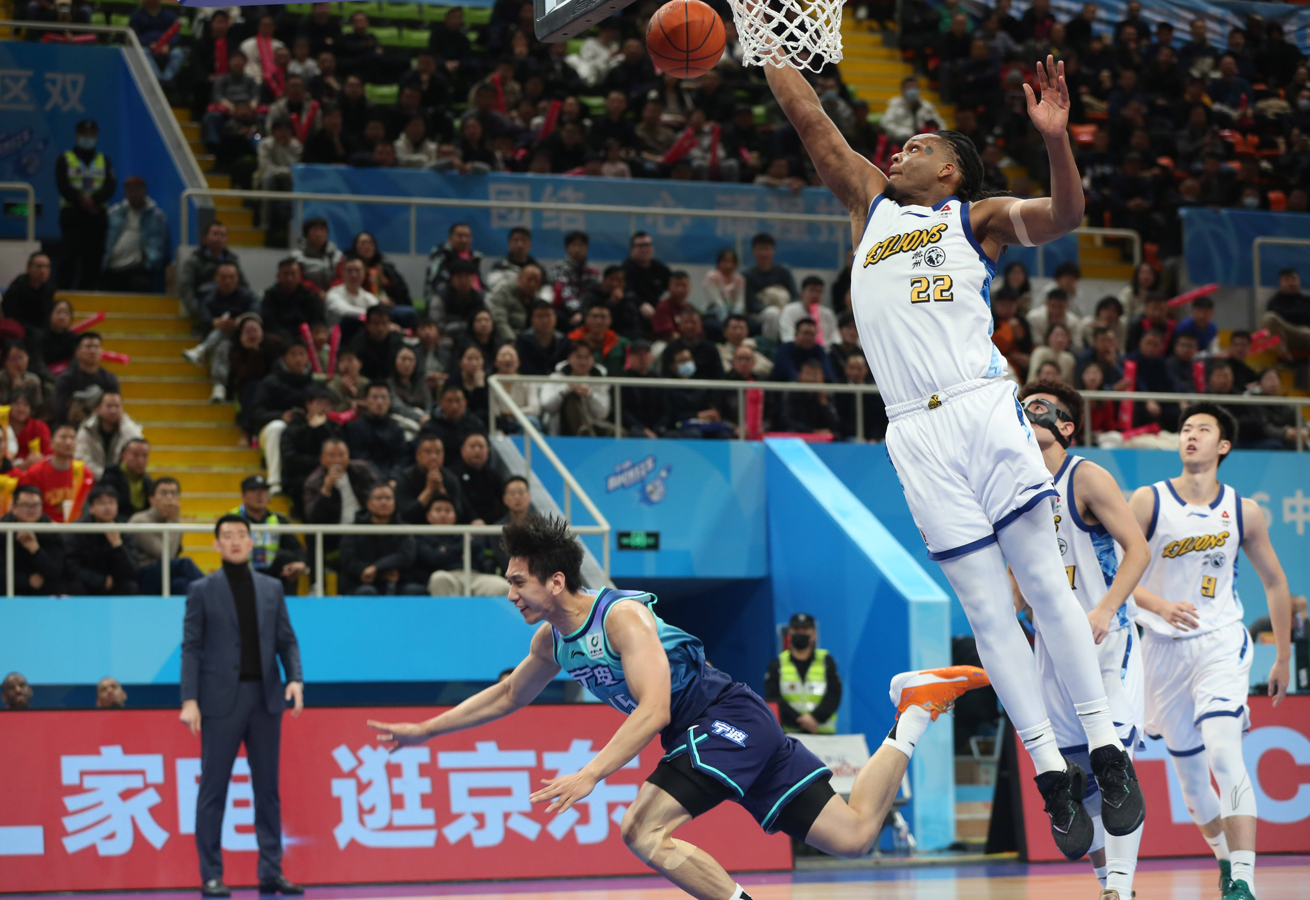 里程碑夜葡萄牙体育绝杀压哨，CBA常规赛关键时刻刷纪录，管理层满意，资深球员宣示担当的简单介绍-爱游戏娱乐